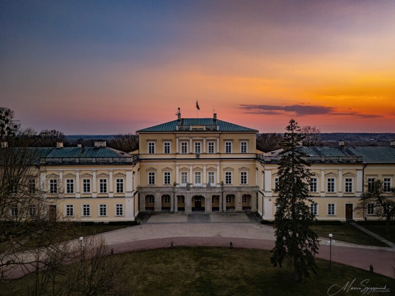 Czartoryski Palace: A Historic Magnate Residence and Cultural Center in Puławy