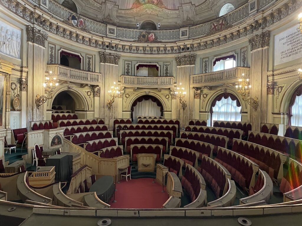 Palazzo Carignano: A Savoy Residence and Seat of Italian Parliament 4 Palazzo Carignano