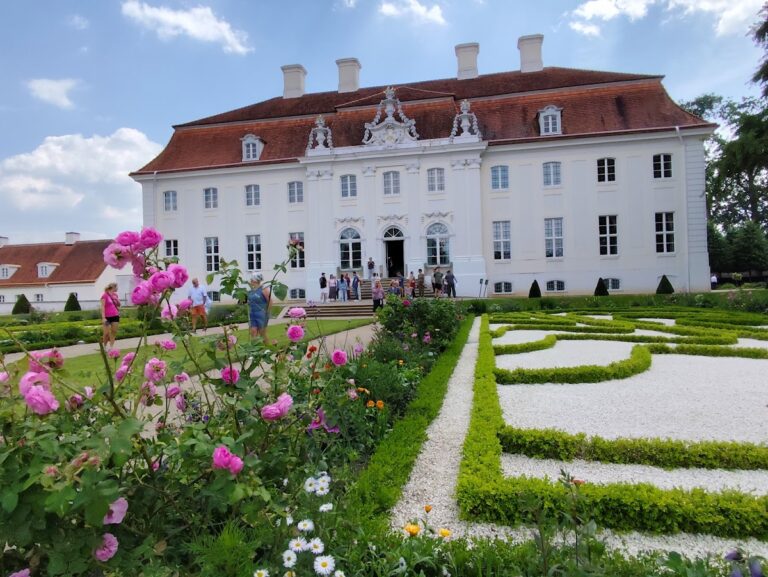 Schloss Meseberg: A Baroque Palace and German Government Guesthouse