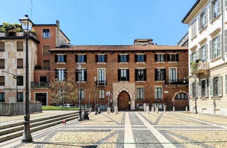 Palazzo Borromeo: A Late Gothic Merchant-Banking Palace in Milan