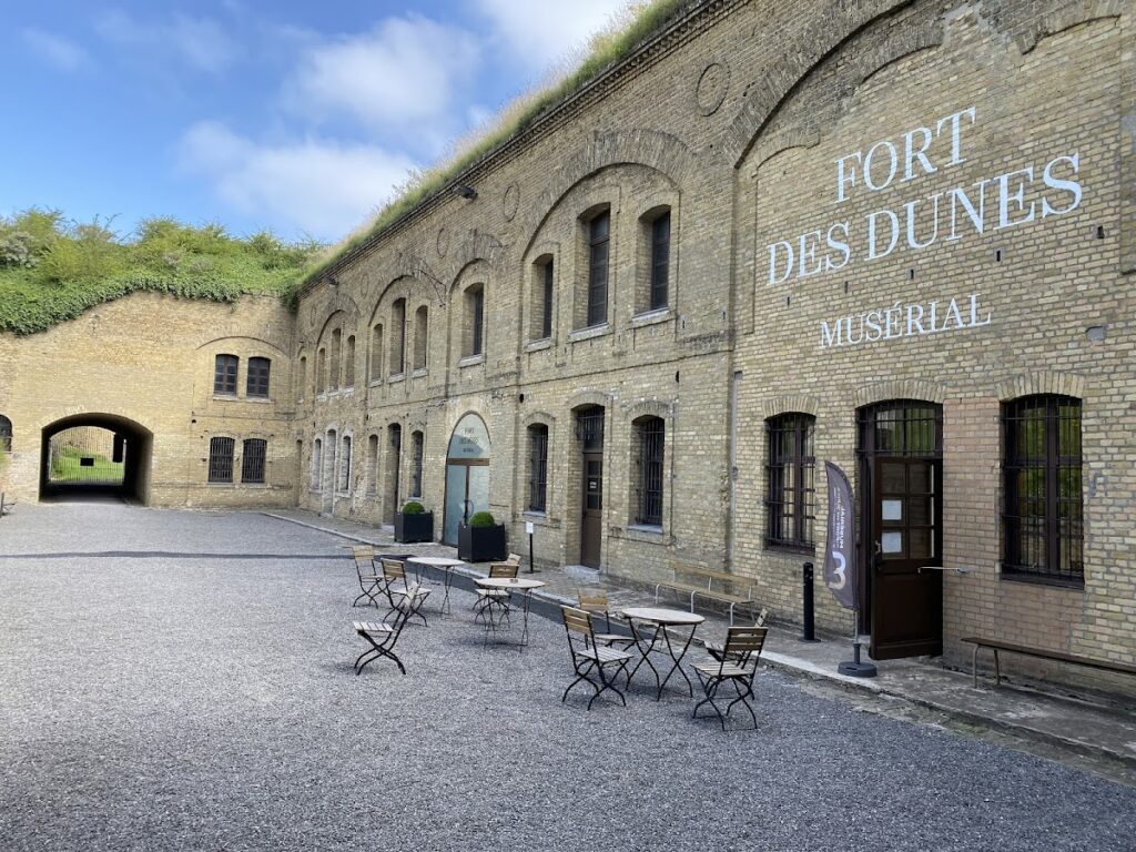 Fort des Dunes: A Séré de Rivières Coastal and Territorial Fort in France 1 Fort des Dunes