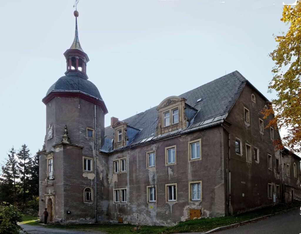 Schloss Naundorf (Dippoldiswalde): A Saxon Manor Estate and Castle Complex 1 Schloss Naundorf (Dippoldiswalde)