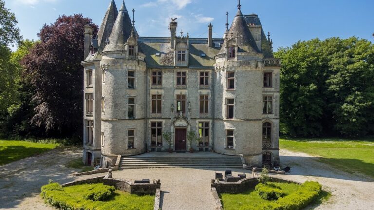 Château de l’Isle-Marie: A Historic Residence and Fortress Site in France