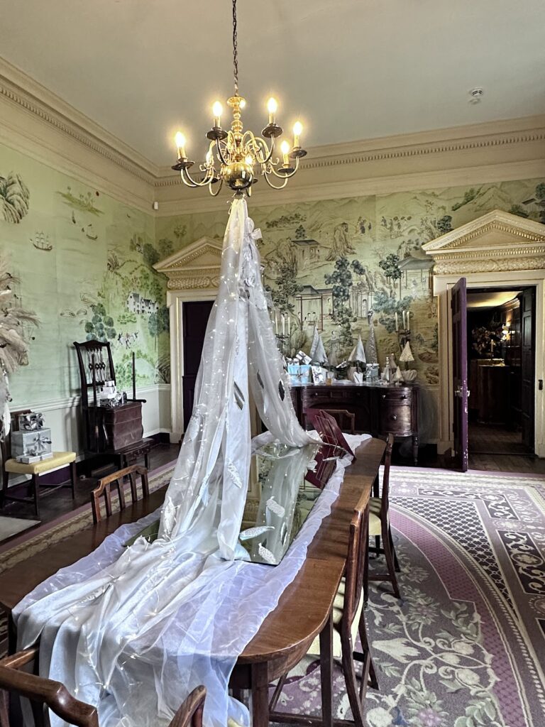 Avebury Manor and Garden: A Historic Country House in Wiltshire 4 Avebury Manor and Garden