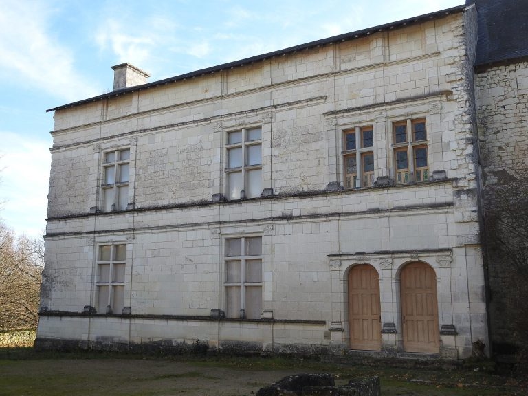 Château de Sepmes: A French Renaissance Historic Monument