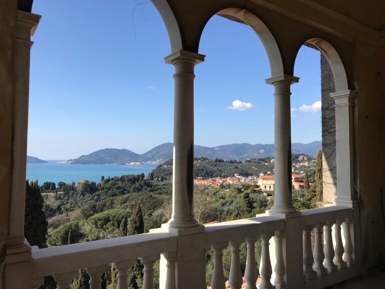 Villa Rezzola: A Historic Estate and Garden near Lerici, Italy