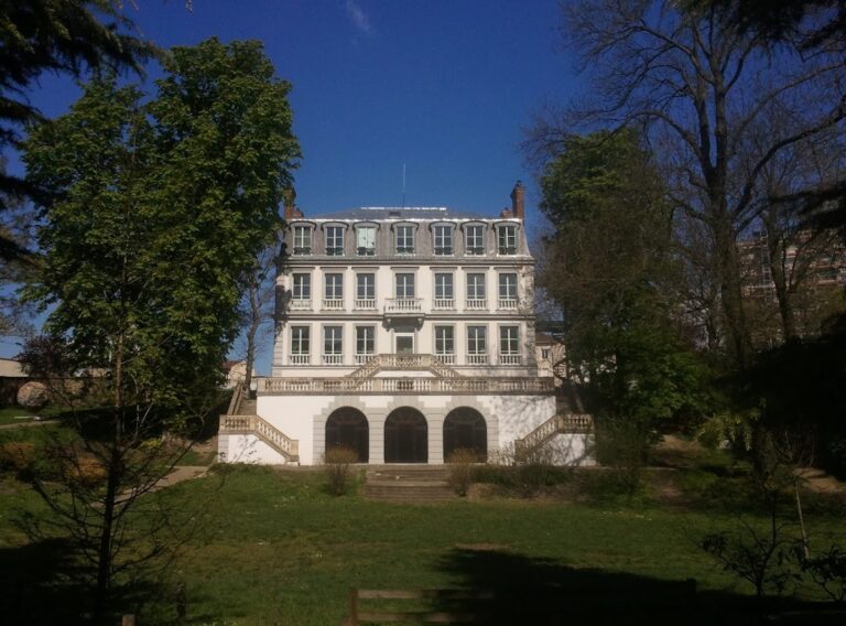 Château de Bagnolet: A French Princely Pleasure Residence