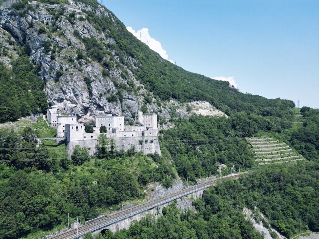 Fort l'Écluse: A French Frontier Fortress in the Rhône Defile 2 Fort l'Écluse