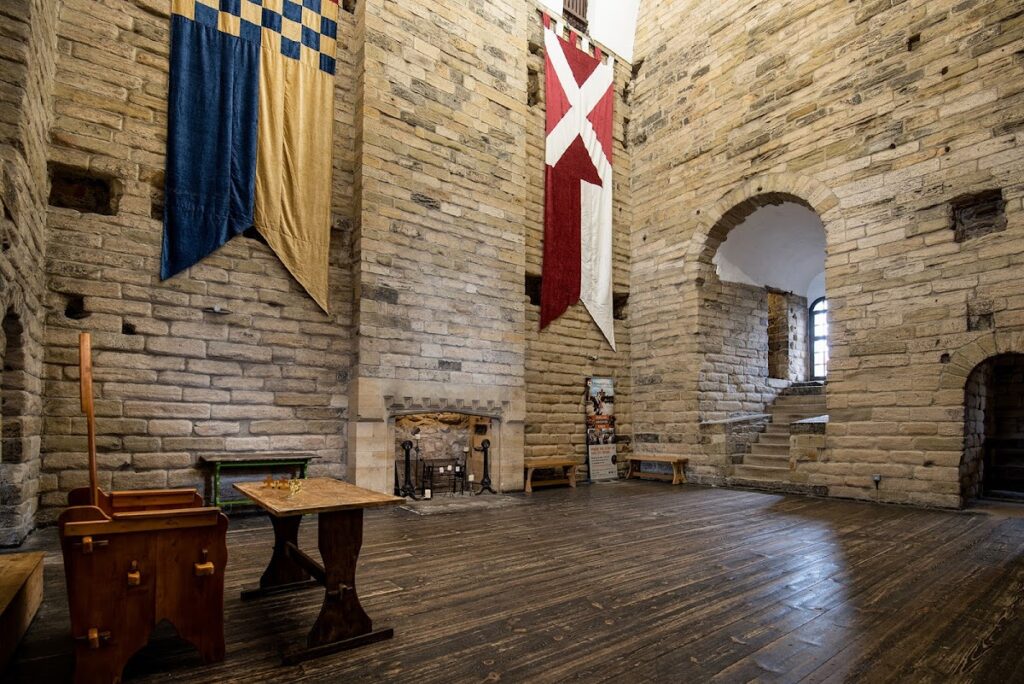 Newcastle upon Tyne Castle: Medieval Royal Fortress and Gateway 3 Newcastle upon Tyne Castle
