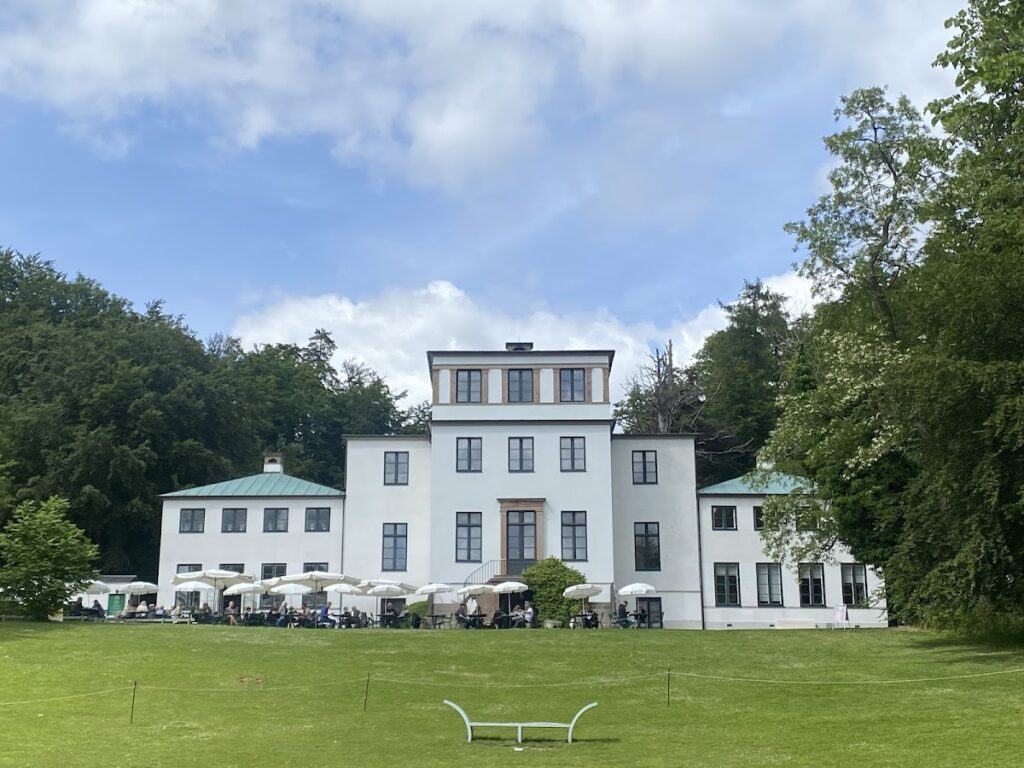 Sophienholm: A Manor House and Exhibition Venue in Denmark 1 Sophienholm