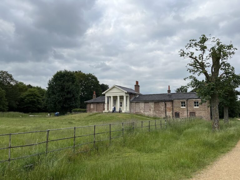 Wanstead House: An Eighteenth-Century Neo-Palladian Mansion