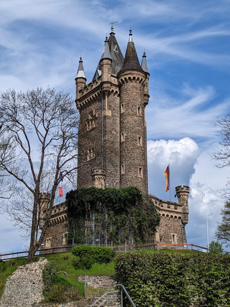 Wilhelmsturm, Dillenburg: A 19th-Century Commemorative Tower and Museum