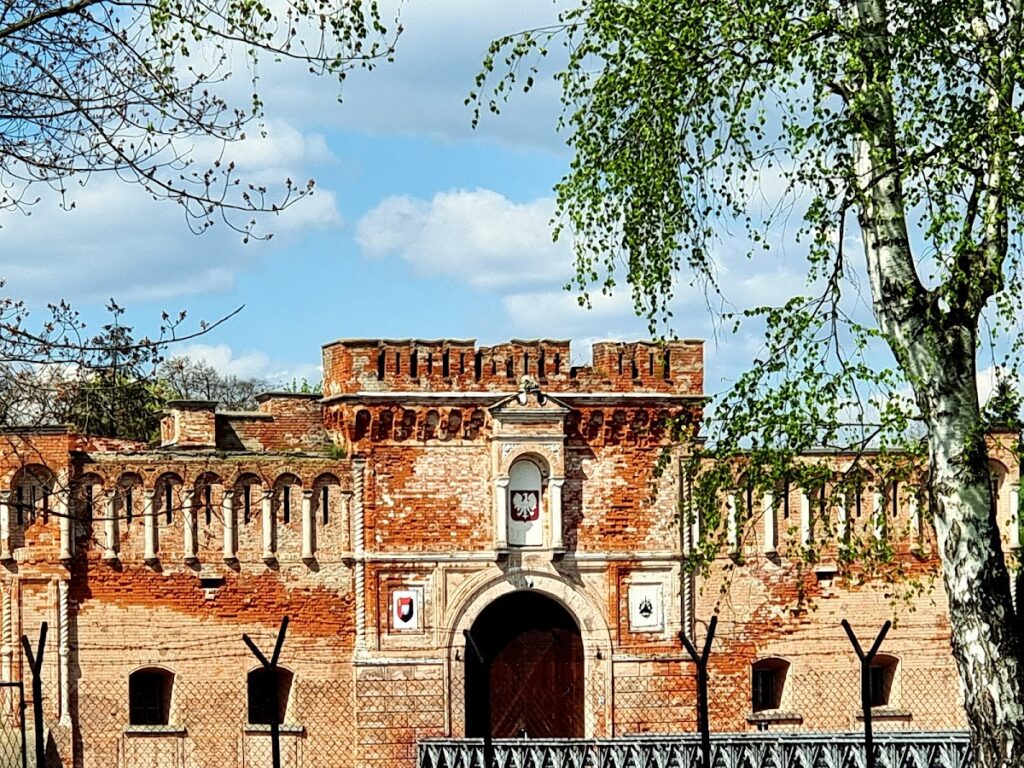 Dęblin Fortress: A Russian Imperial Stronghold in Poland 2 Dęblin Fortress