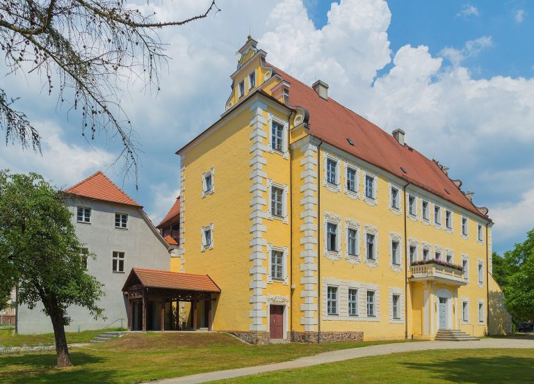 Schloss Lübben: A Medieval Castle Complex in Germany