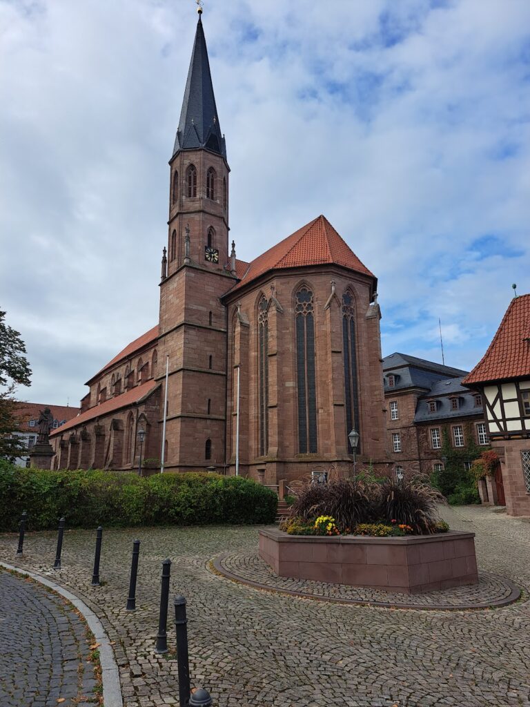 Mainzer Schloss: The Former Electoral Mainz Government Residence in Heiligenstadt 2 Mainzer Schloss