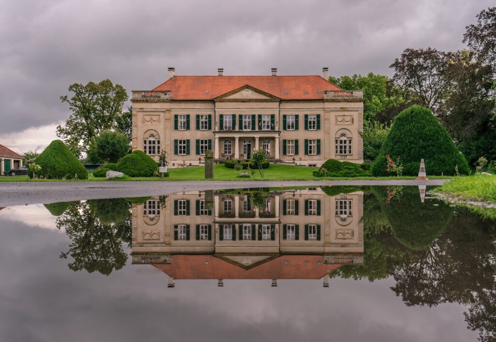 Schloss Harkotten: A Double-Castle Complex in Germany 1 Schloss Harkotten