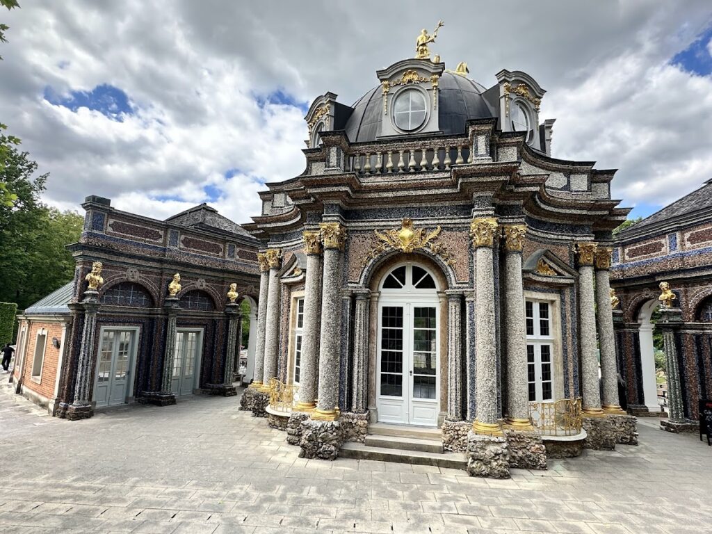 Neues Schloss (Eremitage): A Rococo Palace in Bayreuth, Germany 1 Neues Schloss (Eremitage)