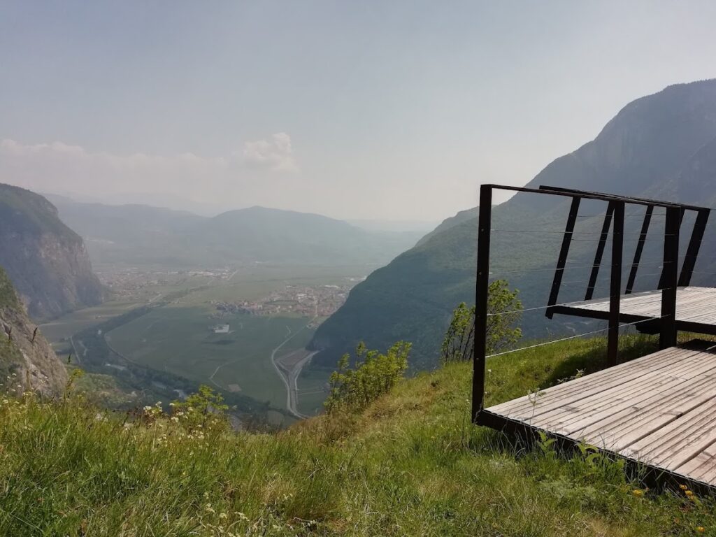 Torre di Visione: A Medieval Castle Controlling the Route into the Non Valley 1 Torre di Visione