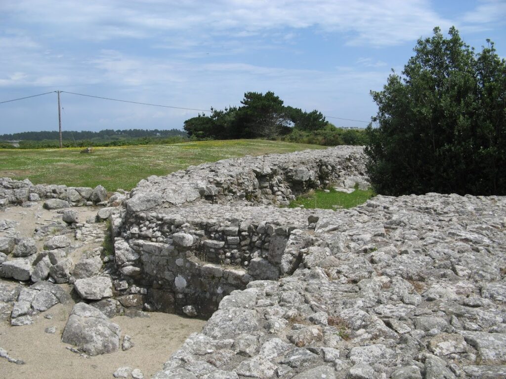 Harry’s Walls: An Unfinished Tudor Artillery Fortification 1 Harry's Walls