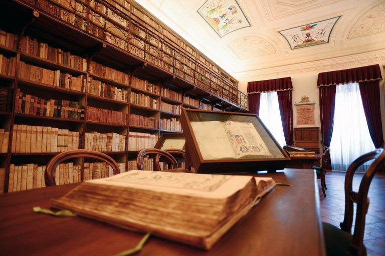Palazzo Campana: A Noble Residence and Educational Institution in Osimo