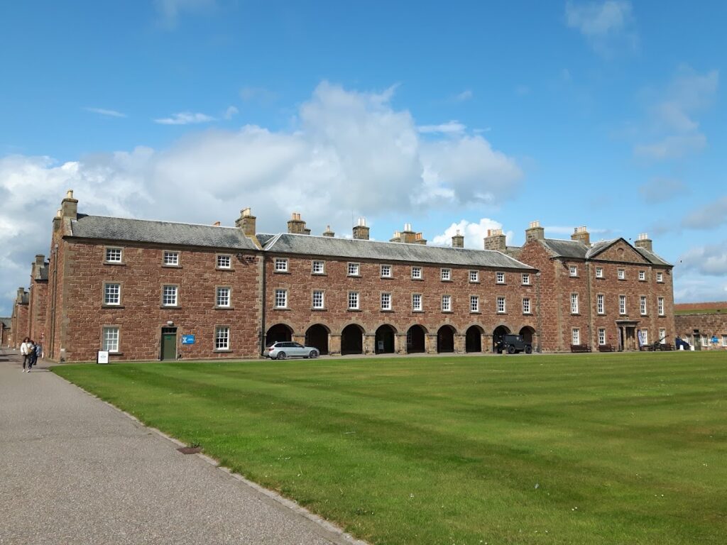 Fort George: An Eighteenth-Century Fortress in Scotland 1 Fort George