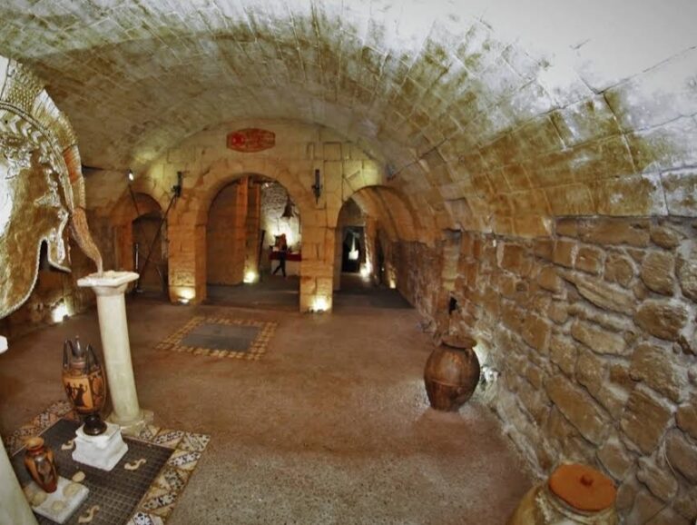 Palazzo de Beaumont Bonelli: An Aristocratic Palace and Hypogeum in Taranto