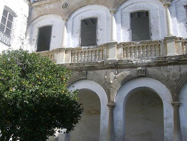 Palacio de los Marqueses de Viana: A Renaissance Palace in Garcíez, Spain