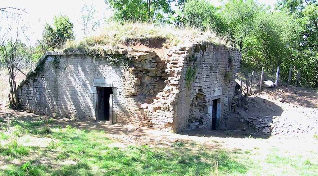 Fort of Rosemont: A Nineteenth-Century Artillery Battery in Besançon 1 Fort of Rosemont