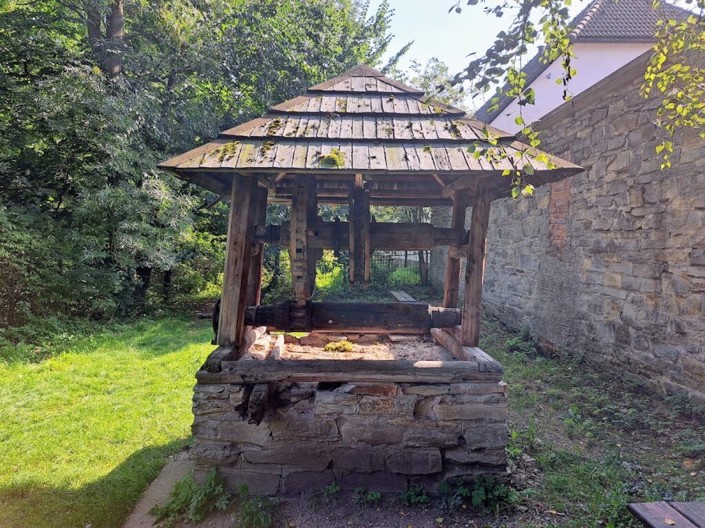 Rýzmburk: A Gothic Castle Ruin in Czechia 2 Rýzmburk