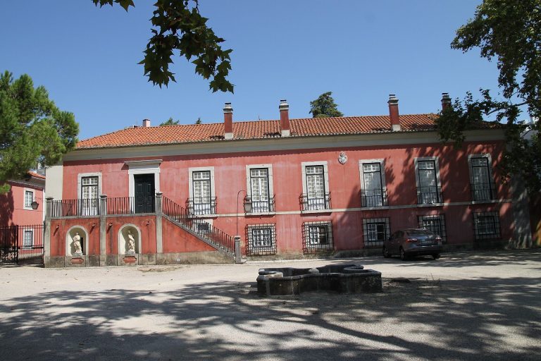 Solar da Quinta dos Lagares d’El-Rei: A Historic Manor Estate in Lisbon