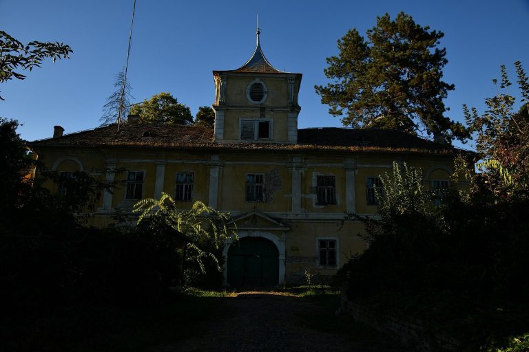 Savoy Castle, Bilje: A Baroque Hunting Lodge and Estate Center in Croatia