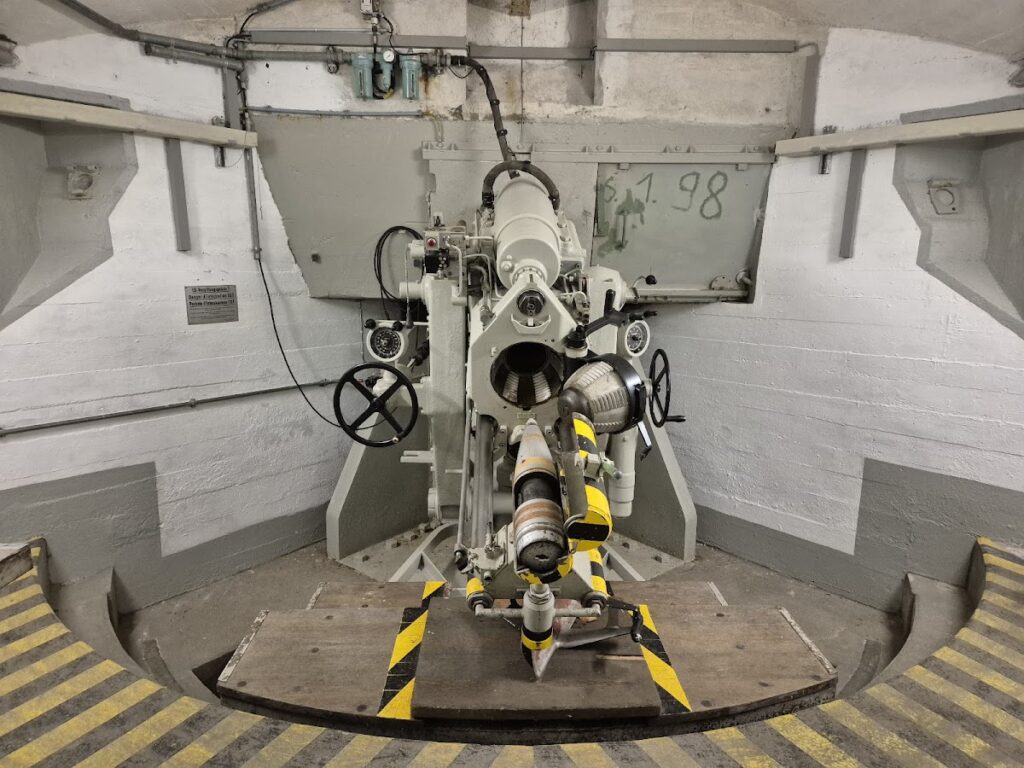 Furkels: A Swiss Second World War Artillery Fortress 1 Furkels