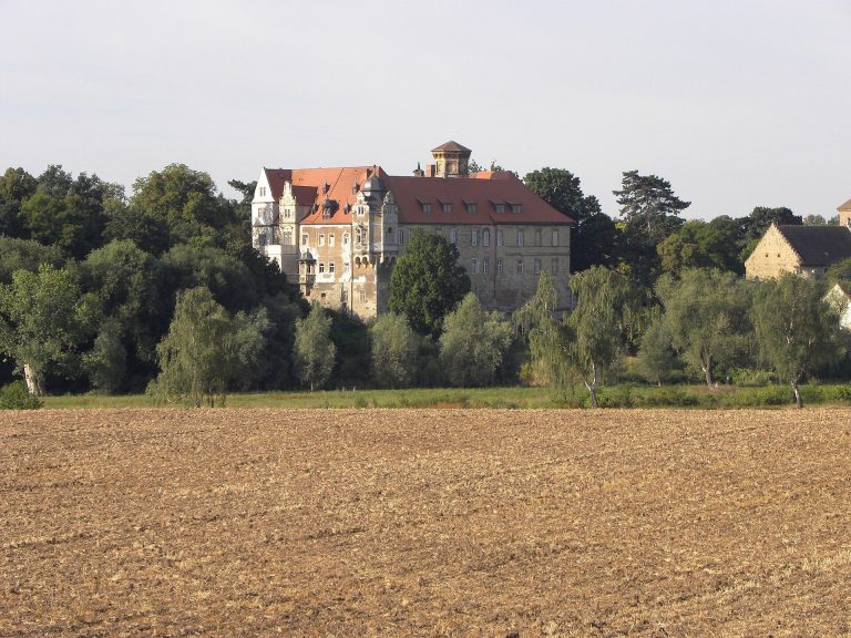 Schloss Hohenerxleben: A Historic Castle and Manor Estate in Germany