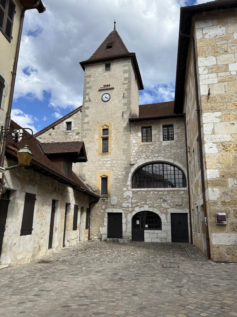 Palais de l'Isle: A Medieval Fortified House and Prison in Annecy 2 Palais de l'Isle