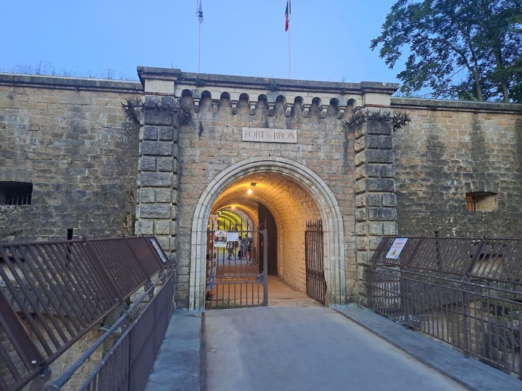 Fort de Bron: A French Detached Military Fort in Lyon’s Second Defensive Belt 2 Fort de Bron