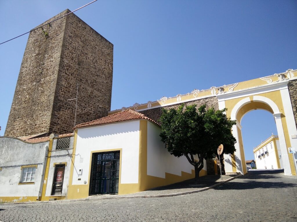 Castle of Avis: Fortress and Seat of the Order of Avis in Portugal 2 Castle of Avis