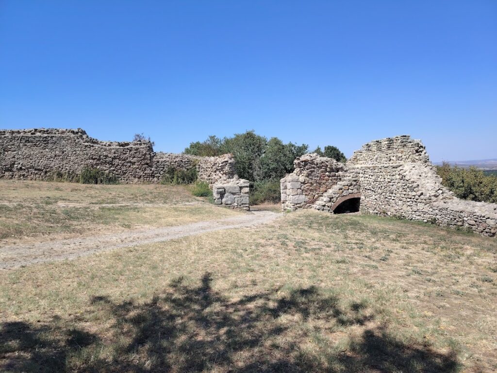 Mezek Fortress: A Medieval Byzantine Border Fortress in Bulgaria 2 Mezek Fortress