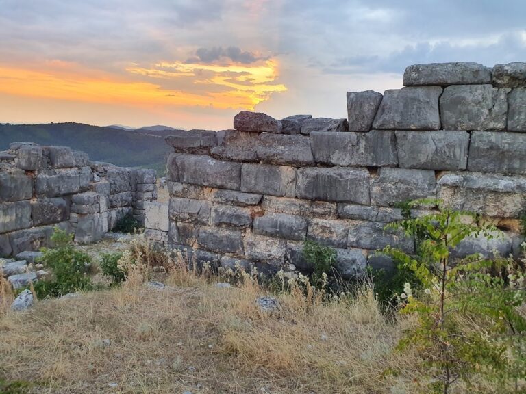 Daorson: An Illyrian Acropolis and Regional Center near Stolac, Bosnia and Herzegovina