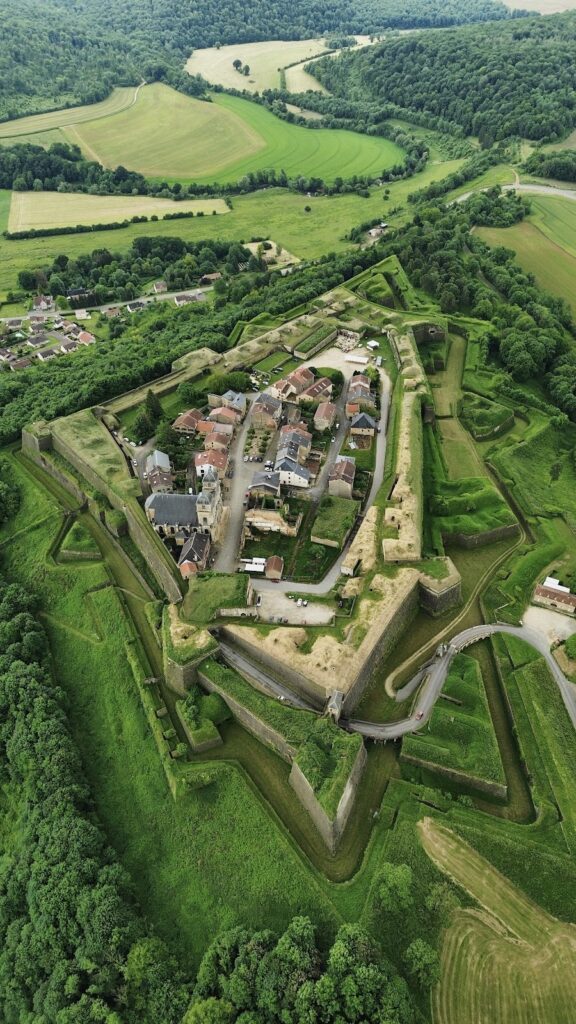 Citadelle de Montmédy: A Fortified Stronghold in France 2 Citadelle de Montmédy