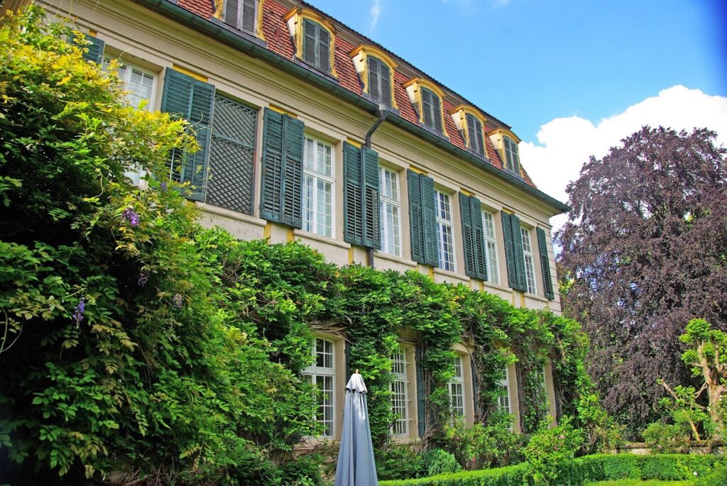 Schloss Dennenlohe