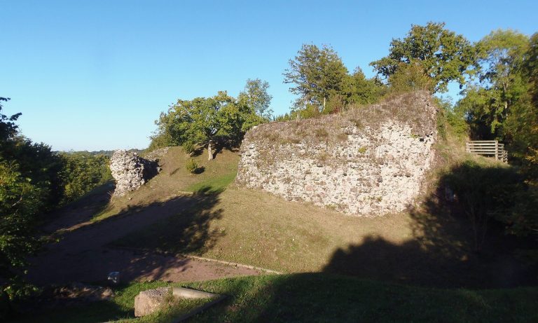 Château de Gavray: A Medieval Fortress in Normandy