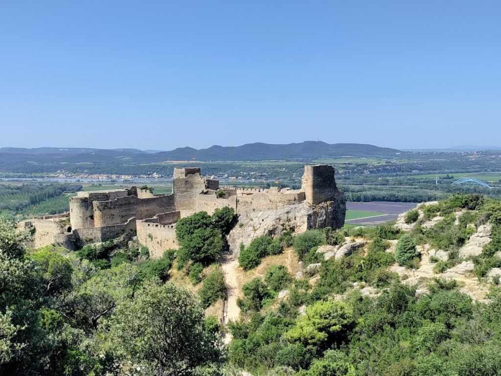 Mornas Fortress: A Rhône Valley Stronghold in France 3 Forteresse de Mornas
