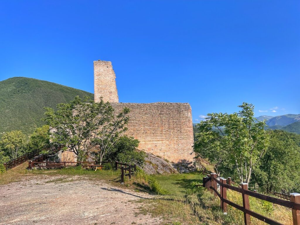 Fortress of Fossombrone: A Medieval and Renaissance Stronghold in Italy 2 Fortress of Fossombrone