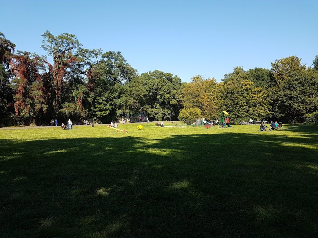 Jerzmanowski Park: A Historic Palace-and-Park Estate in Kraków 2 Jerzmanowski Park
