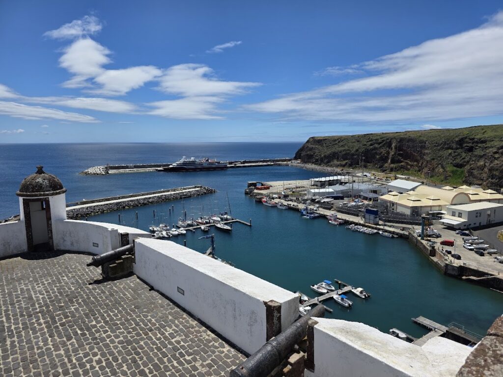 Fort of São Brás: A Seventeenth-Century Maritime Fort in Portugal 3 Fort of São Brás