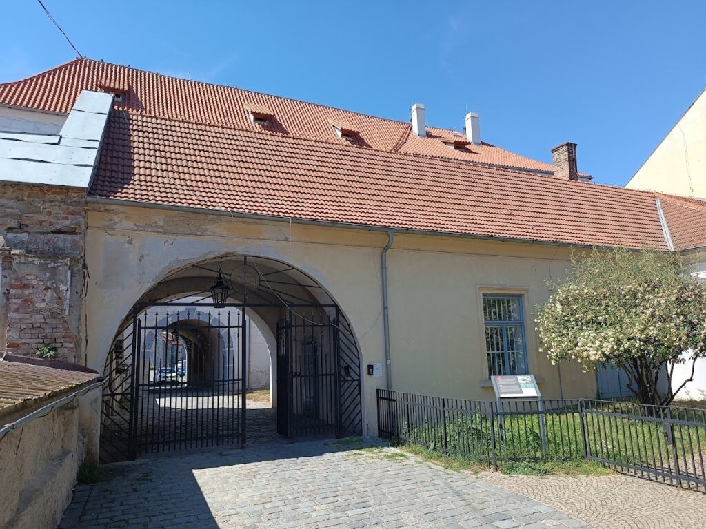 Kolín Castle: A Hussite Fortress and Renaissance Estate Centre in Czechia 2 Kolín Castle