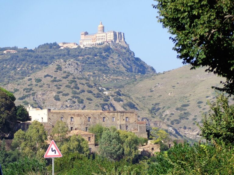 Castello di Oliveri: A Coastal Feudal Castle in Sicily
