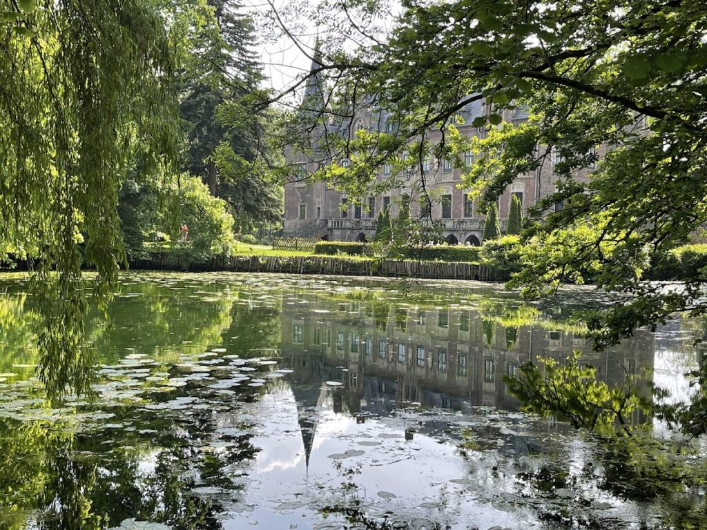 Schloss Paffendorf: A Renaissance Water Castle in Germany 4 Schloss Paffendorf