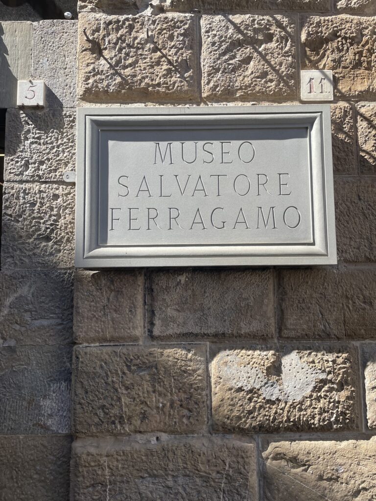 Palazzo Spini Feroni: A Gothic Medieval Palace in Florence 3 Palazzo Spini Feroni