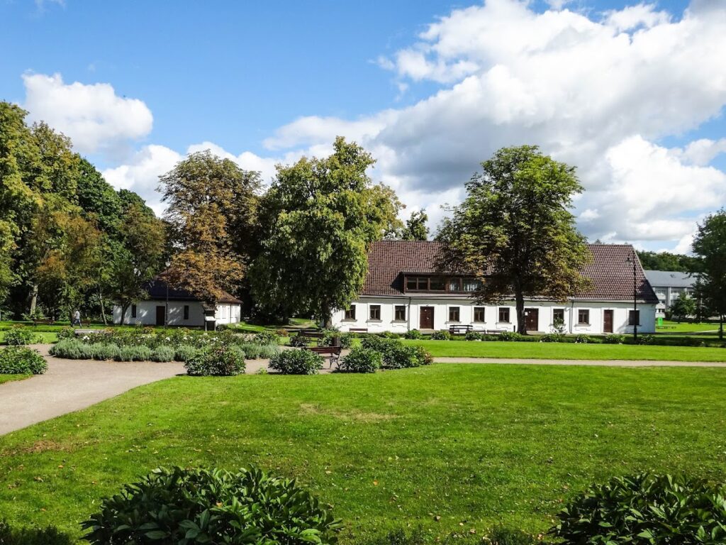 Gelgaudiškis Manor: A Historic Estate and Manor Ensemble in Lithuania 4 Gelgaudiškis Manor
